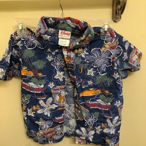 Kid’s Disney Hawaiian-style button up shirt small